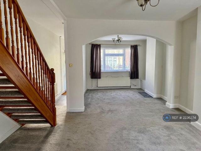 3 bedroom terraced house to rent