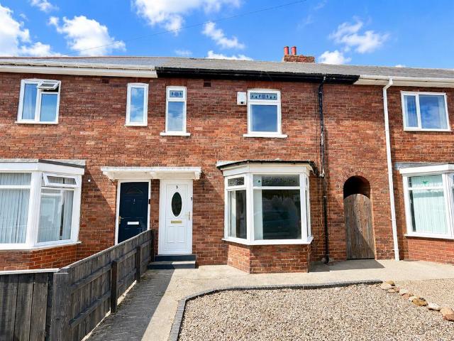 3 bedroom terraced house to rent