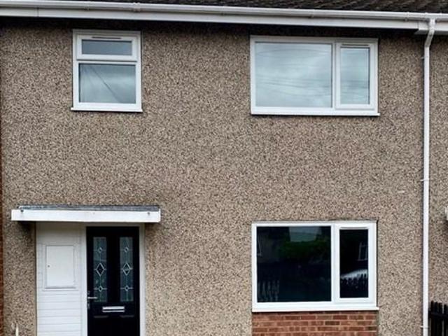 3 bedroom terraced house to rent