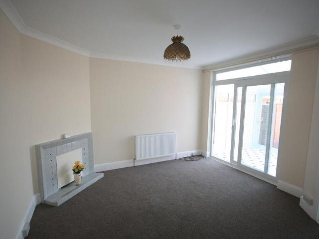 3 bedroom terraced house to rent