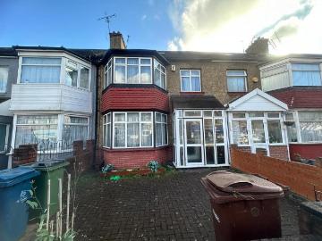 3 bedroom terraced house to rent