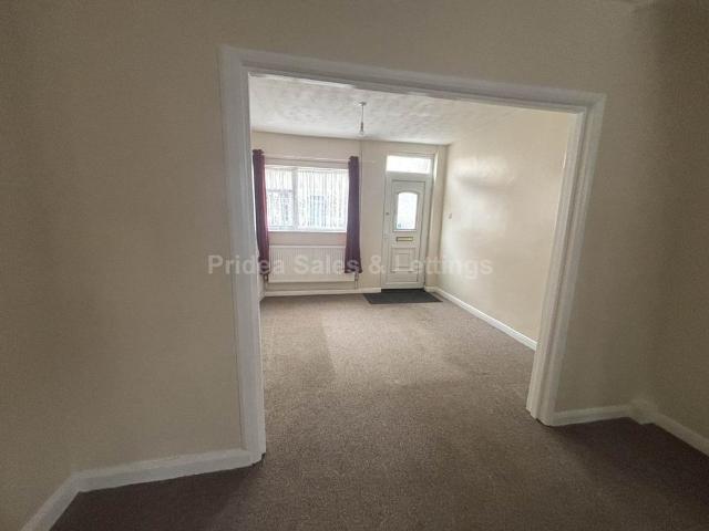 3 bedroom terraced house to rent