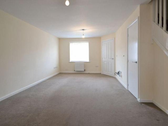 3 bedroom terraced house to rent