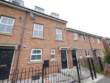 3 bedroom terraced house to rent