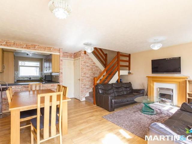 3 bedroom terraced house to rent