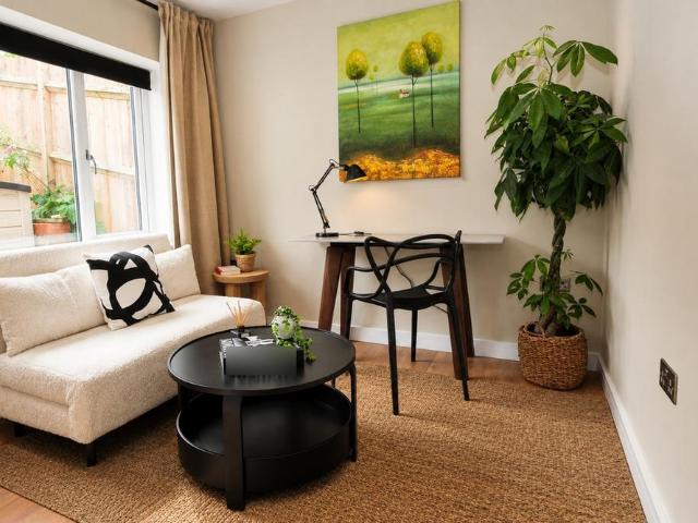 3 bedroom terraced house to rent