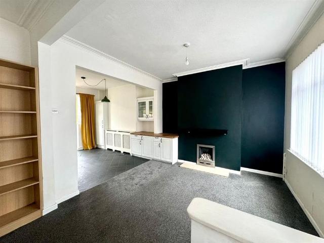 3 bedroom terraced house to rent
