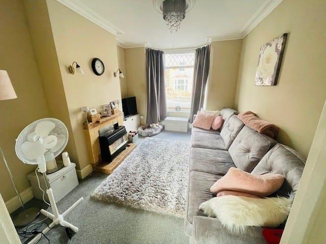 3 bedroom terraced house to rent