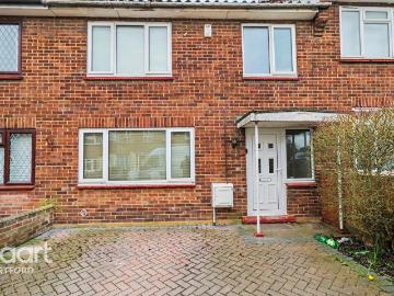 3 bedroom terraced house to rent