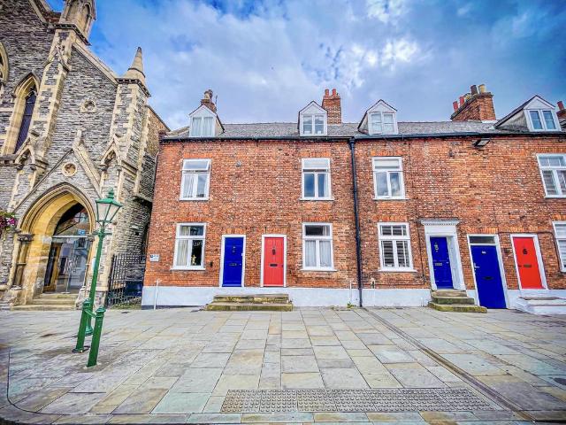 3 bedroom terraced house to rent
