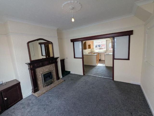 3 bedroom terraced house to rent