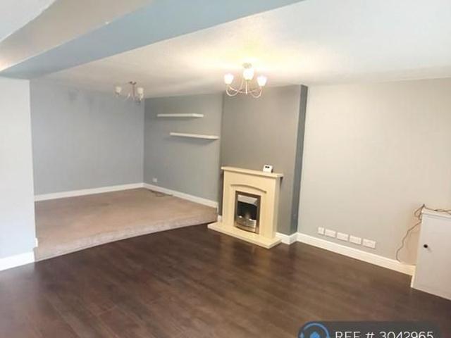 3 bedroom terraced house to rent