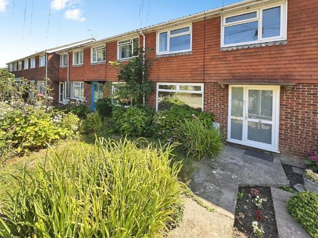 3 bedroom terraced house to rent