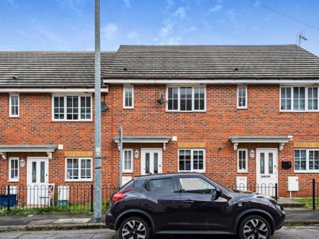 3 bedroom terraced house to rent