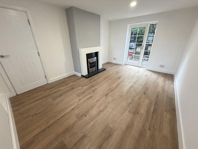 3 bedroom terraced house to rent