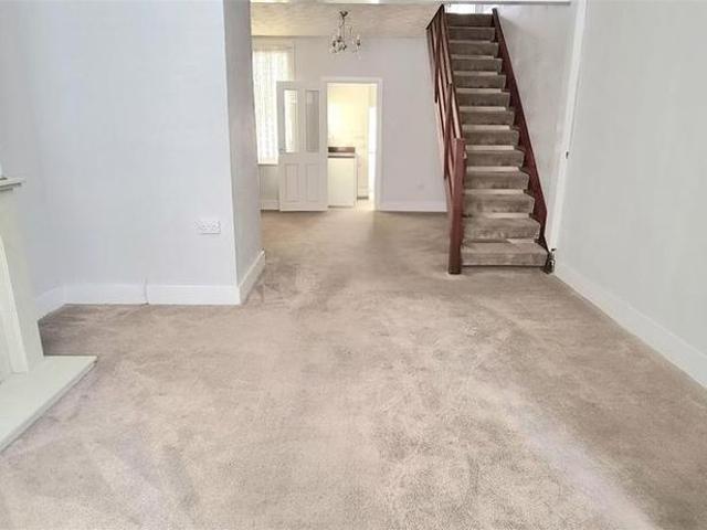3 bedroom terraced house to rent