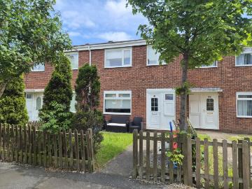 3 bedroom terraced house to rent