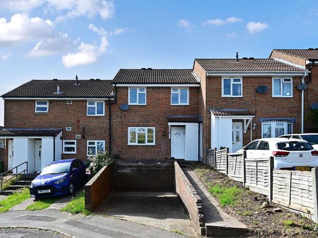 3 bedroom terraced house to rent