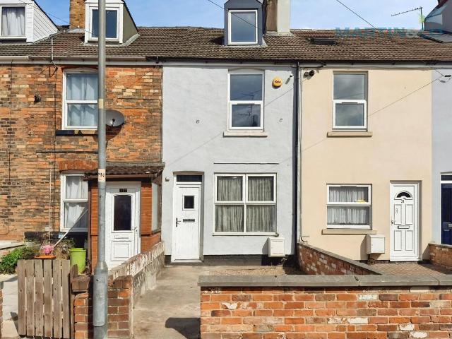 3 bedroom terraced house to rent
