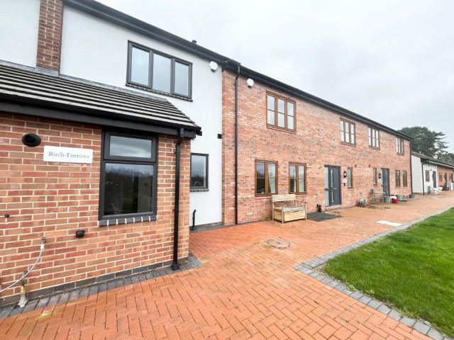 3 bedroom terraced house to rent