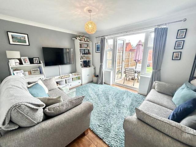 3 bedroom terraced house to rent