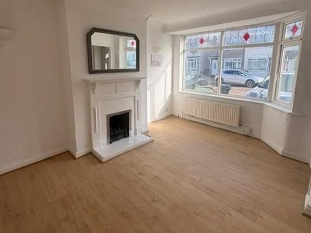 3 bedroom terraced house to rent