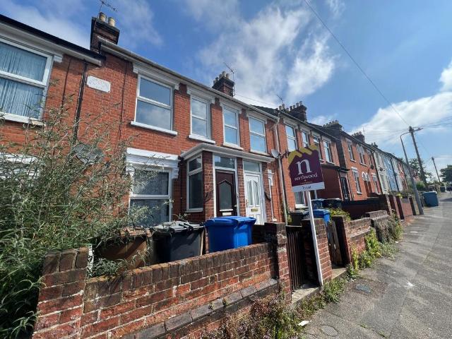 3 bedroom terraced house to rent