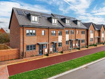 3 bedroom terraced house to rent