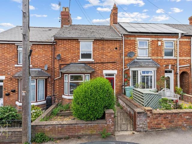 3 bedroom terraced house to rent