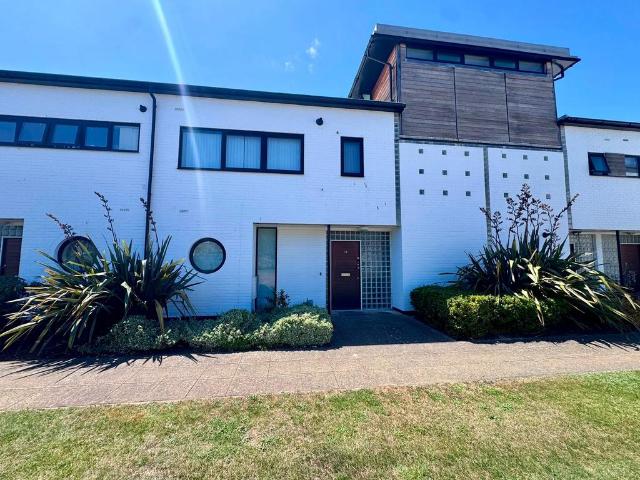 3 bedroom terraced house to rent