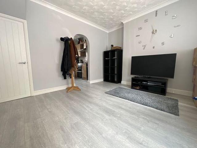 3 bedroom terraced house to rent