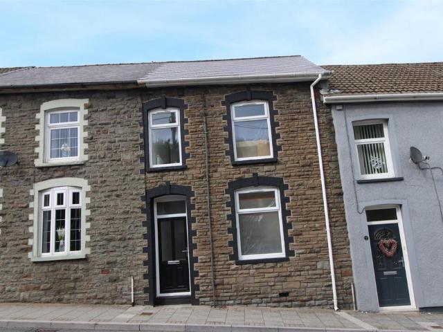 3 bedroom terraced house to rent