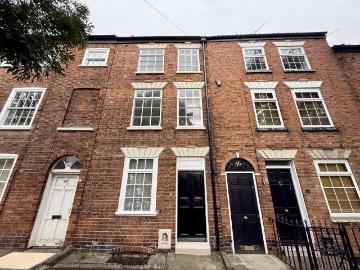 3 bedroom terraced house to rent