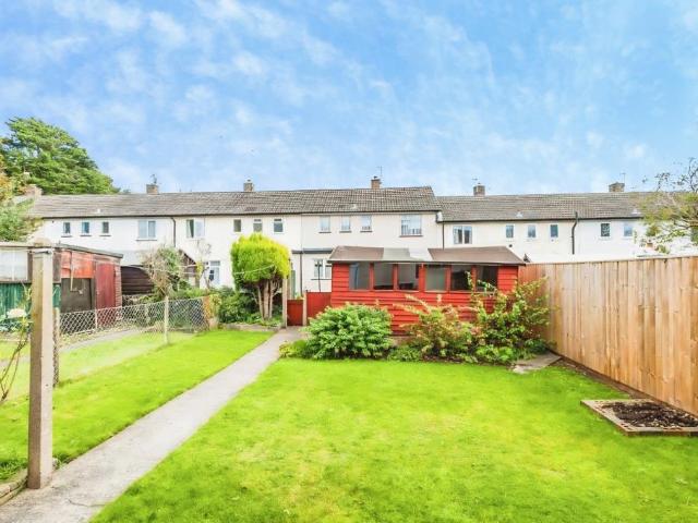 3 bedroom terraced house to rent