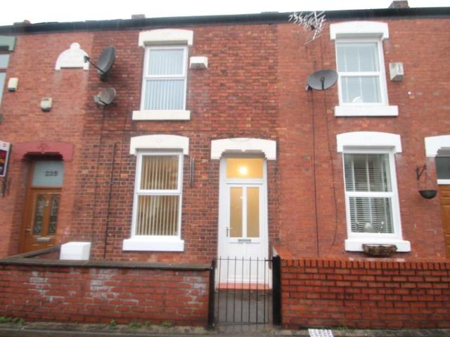 3 bedroom terraced house to rent