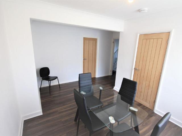 3 bedroom terraced house to rent