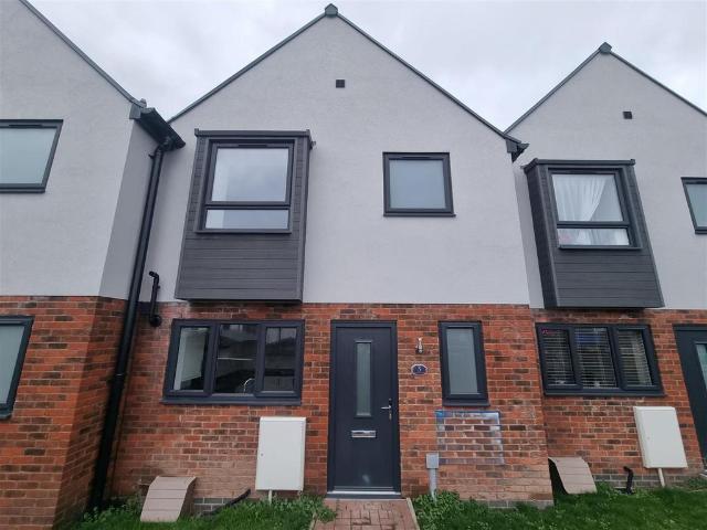 3 bedroom terraced house to rent