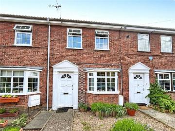 3 bedroom terraced house to rent