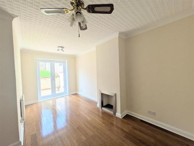 3 bedroom terraced house to rent