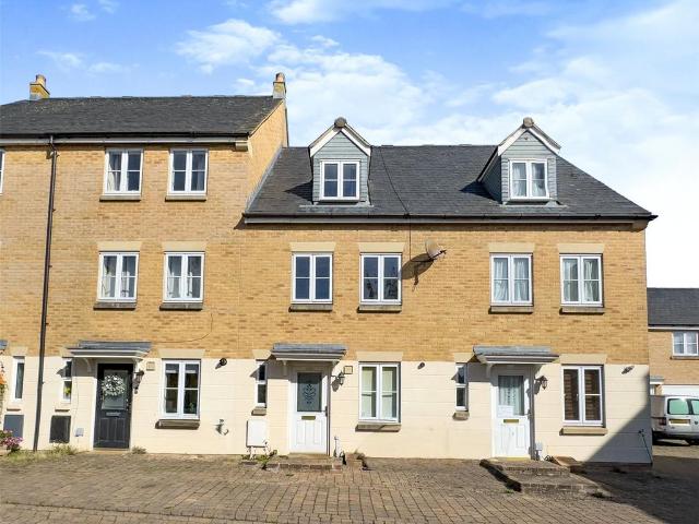 3 bedroom terraced house to rent