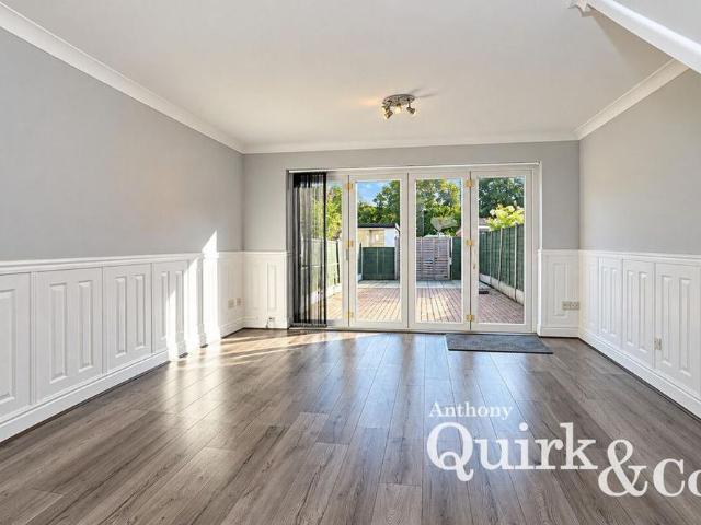 3 bedroom terraced house to rent