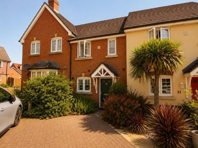 3 bedroom terraced house to rent