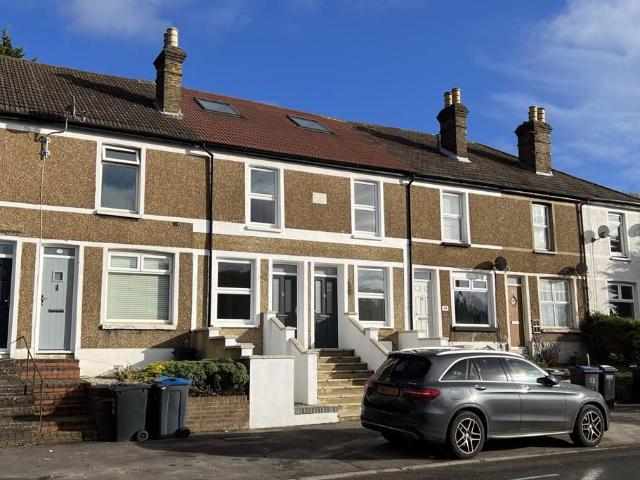3 bedroom terraced house to rent