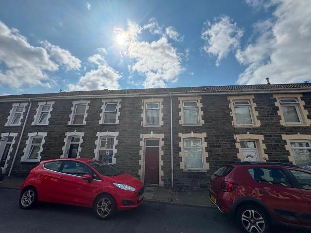3 bedroom terraced house to rent
