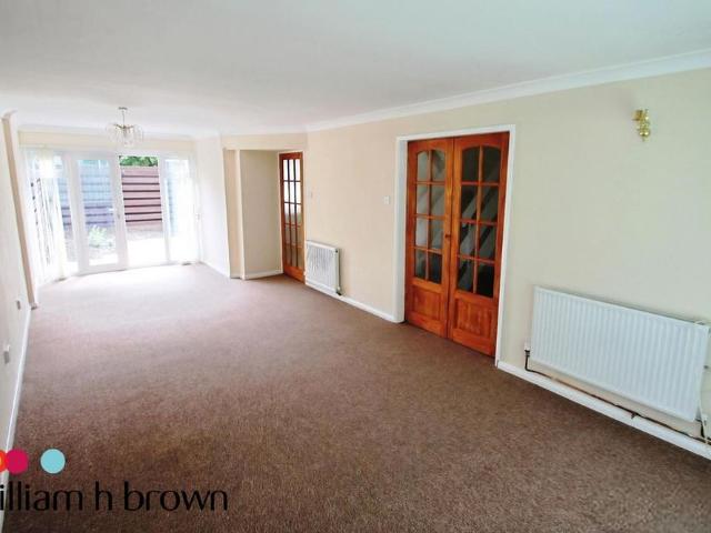 3 bedroom terraced house to rent