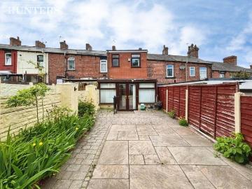 3 bedroom terraced house to rent