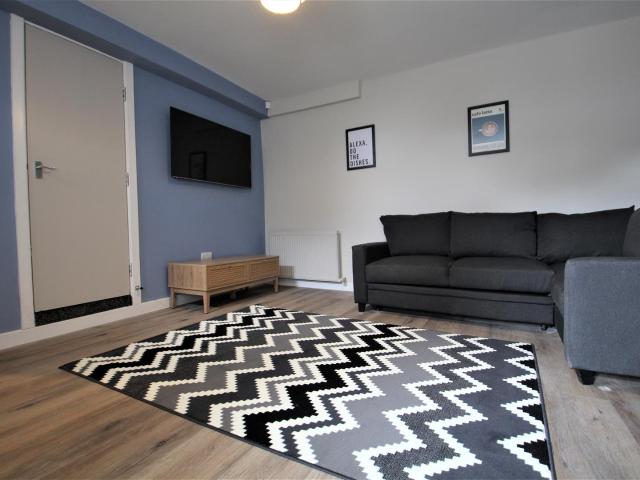 3 bedroom terraced house to rent