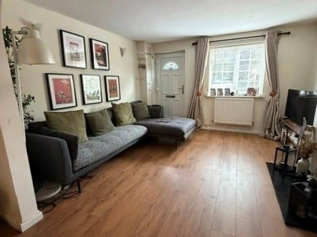 3 bedroom terraced house to rent
