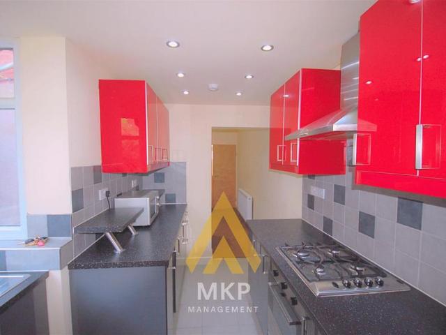 3 bedroom terraced house to rent