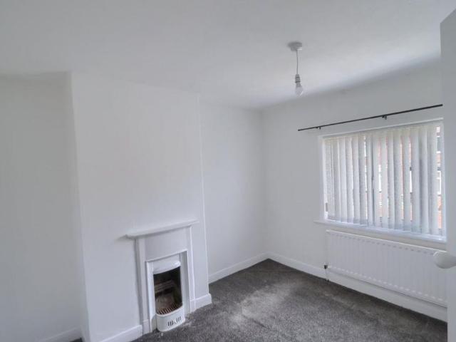 3 bedroom terraced house to rent